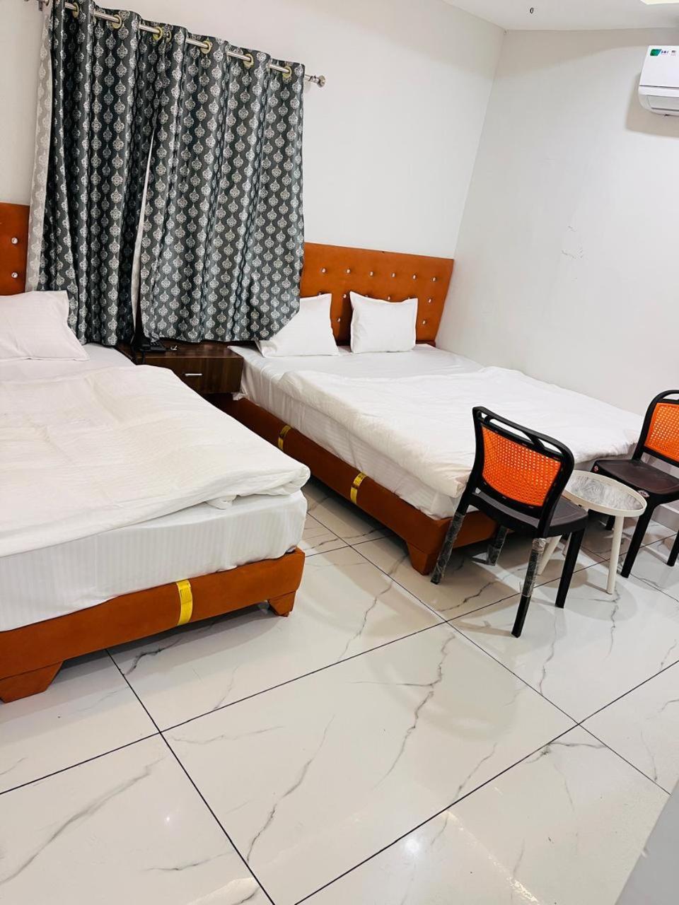 Hotel Shree Kedar Palace Ujjain Exteriör bild